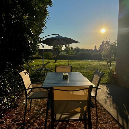 La Petite Ferme De La Croix Panzió Saint-Avit-Sénieur Kültér fotó